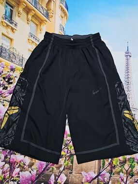 Kobe Mamba Nike Drifit Black Basketball Shorts Size Small